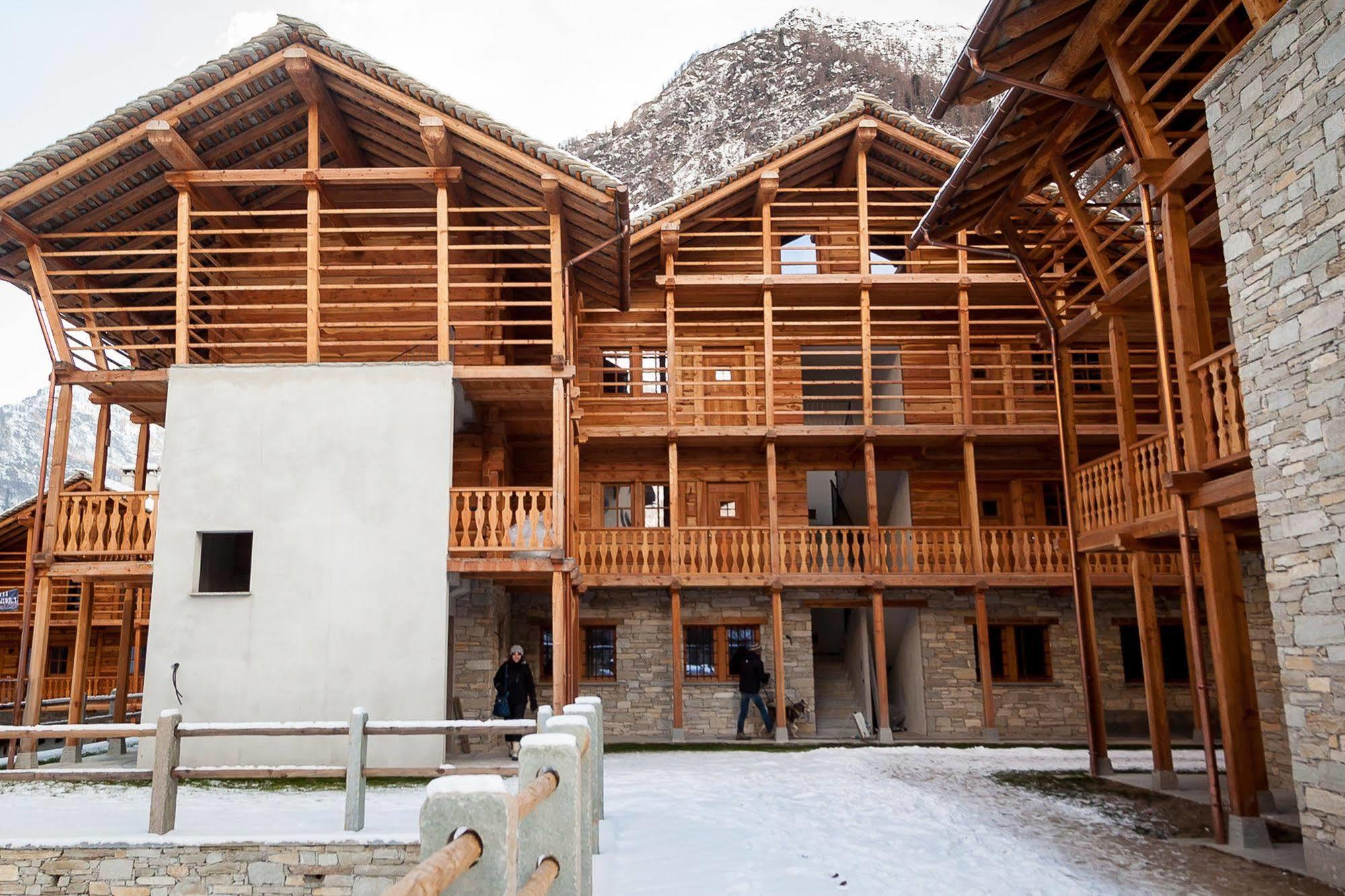 Mirtillo Blu Family Apartment Alagna Valsesia Extérieur photo